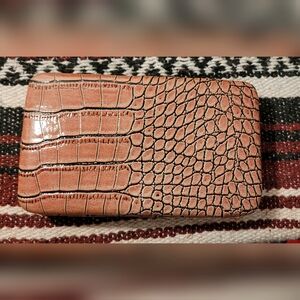 Unbranded Pink Faux Crocodile Alligator Skin Wallet with Checkbook Holder